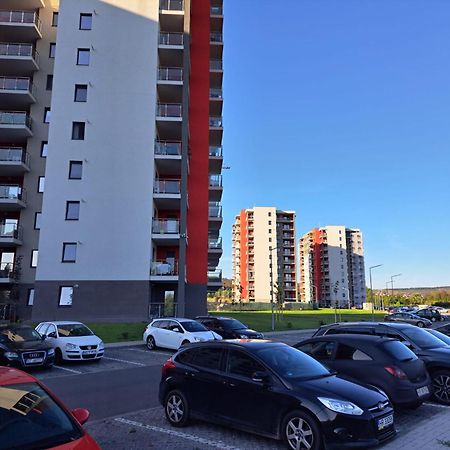 The World Apartament II Targu Mures Ngoại thất bức ảnh