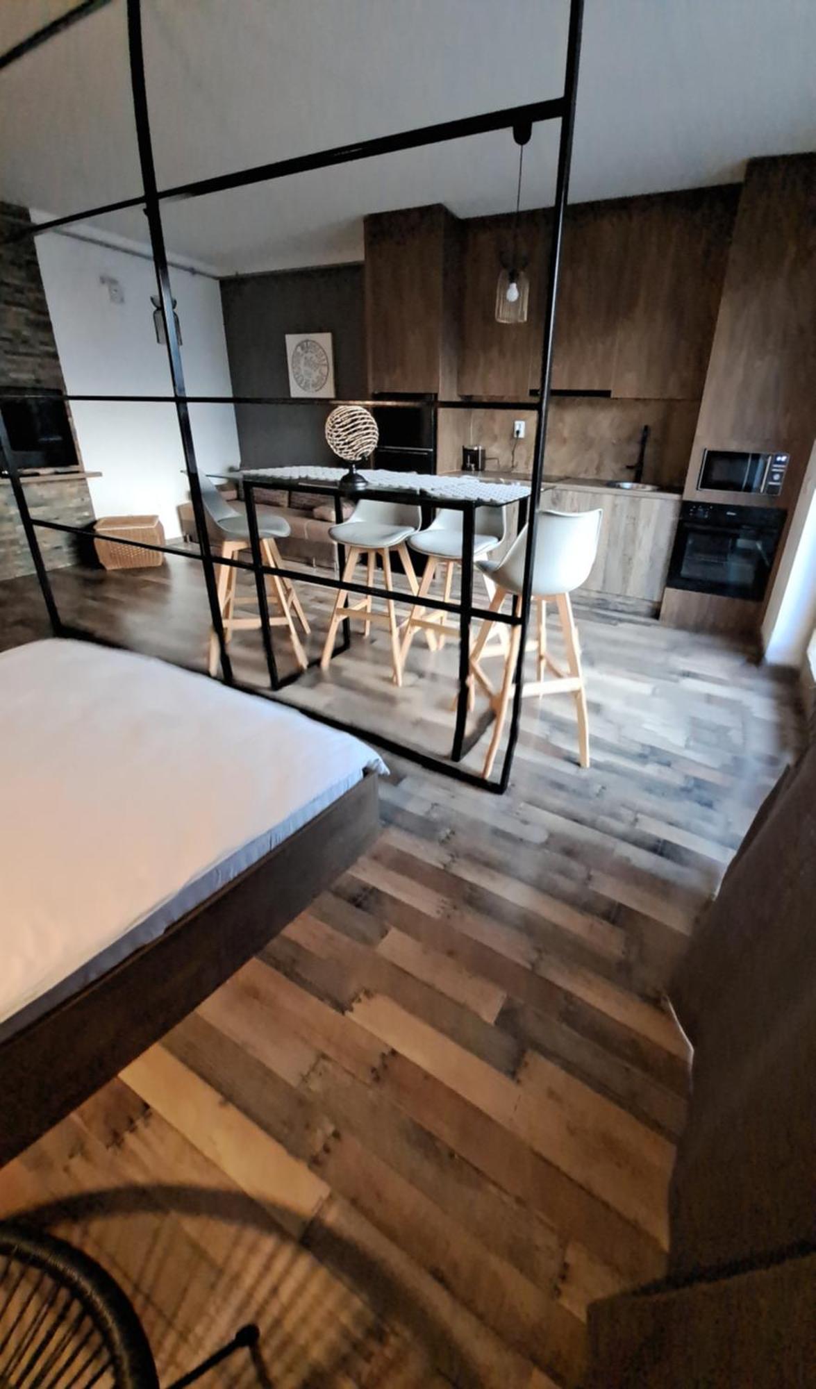 The World Apartament II Targu Mures Ngoại thất bức ảnh